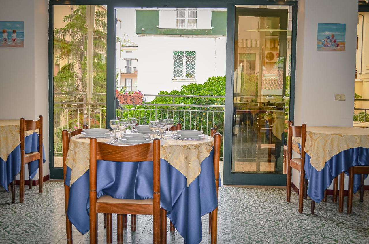 Hotel Stradiot Ρίμινι Εξωτερικό φωτογραφία