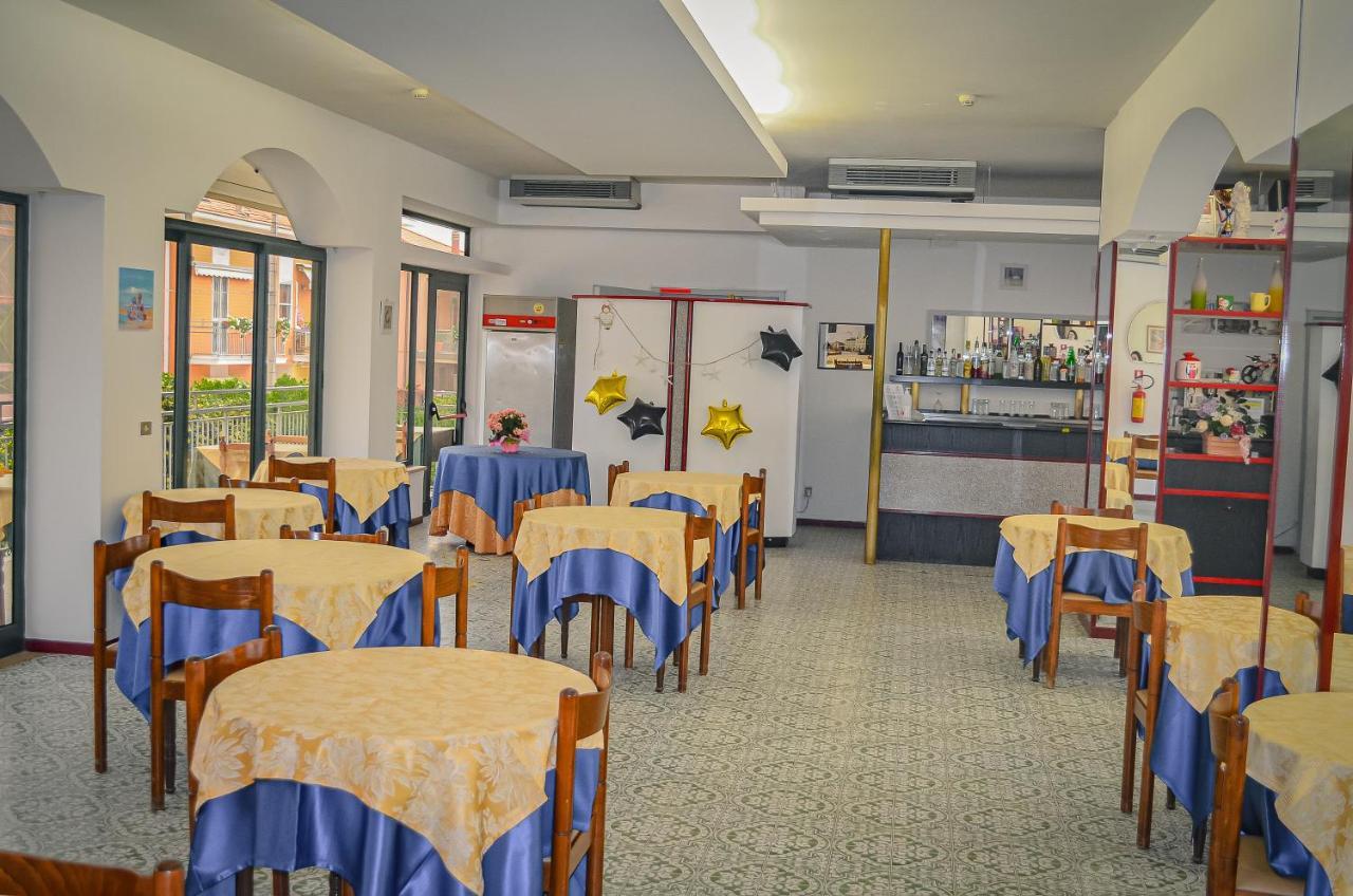 Hotel Stradiot Ρίμινι Εξωτερικό φωτογραφία